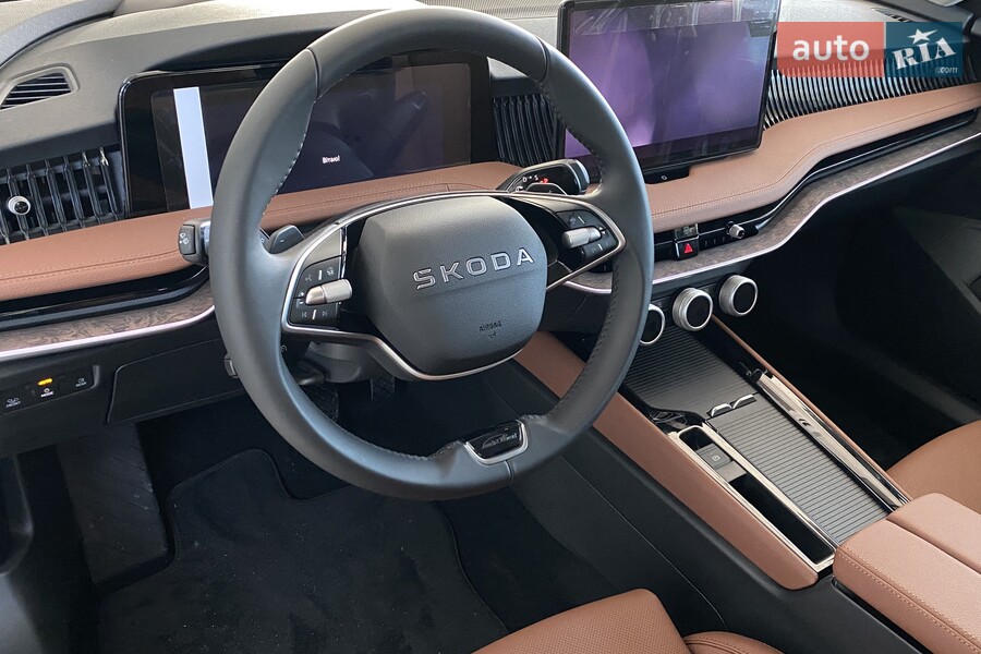 Skoda Superb - фото 9