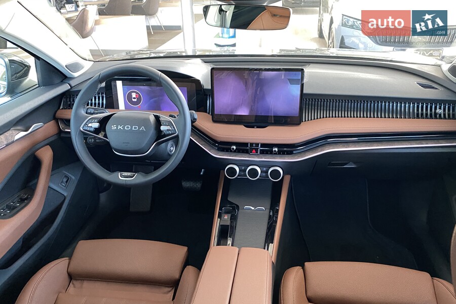 Skoda Superb - фото 11