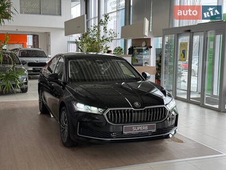 Skoda Superb 2025