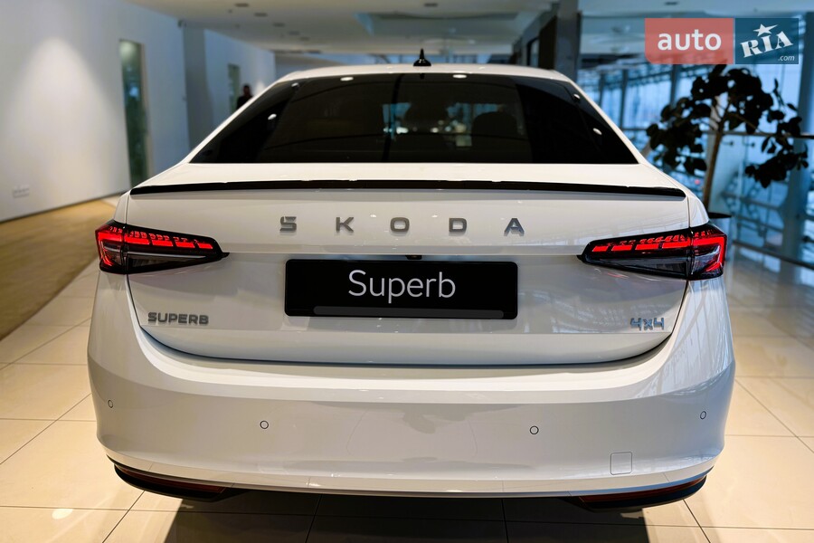 Skoda Superb - фото 7