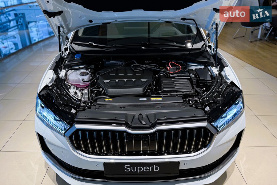 Skoda Superb - фото 33