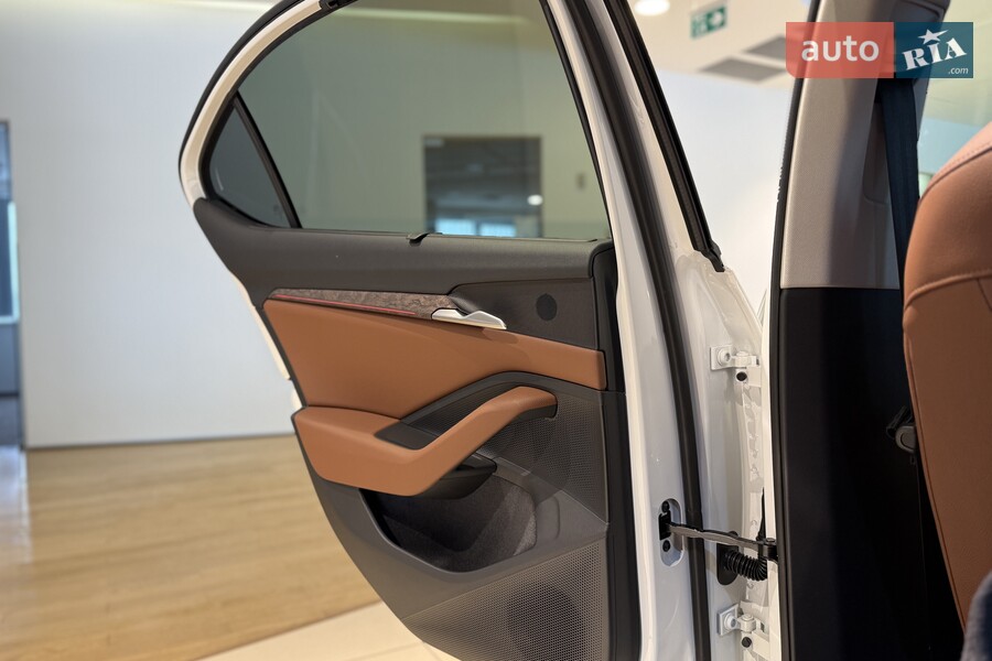 Skoda Superb - фото 19