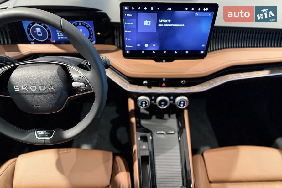 Skoda Superb - фото 21