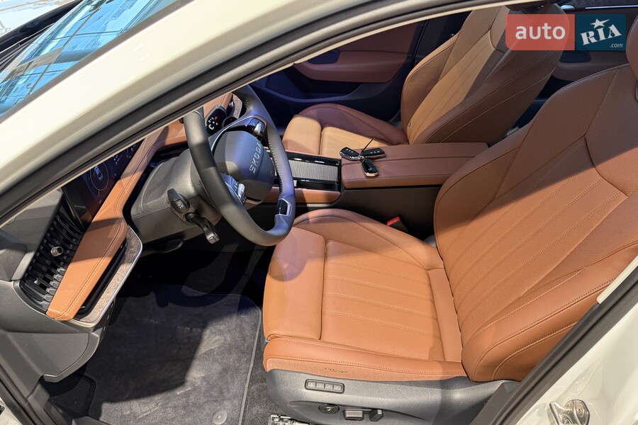 Skoda Superb - фото 23