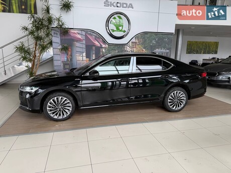 Skoda Superb 2025