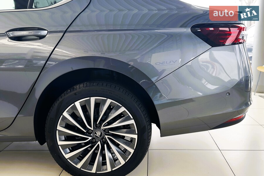 Skoda Superb - фото 9