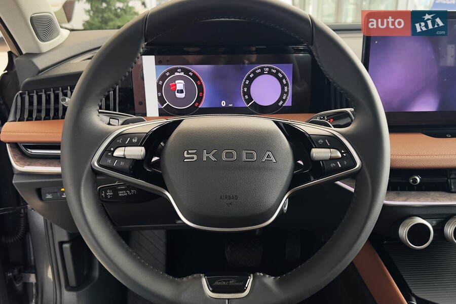 Skoda Superb - фото 17