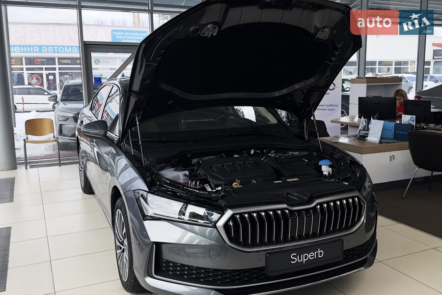 Skoda Superb - фото 34