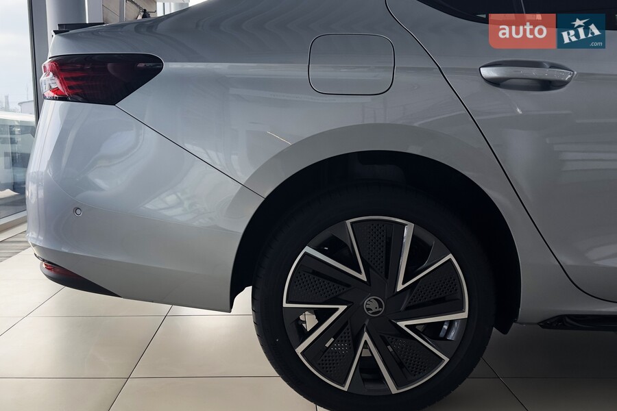 Skoda Superb - фото 5