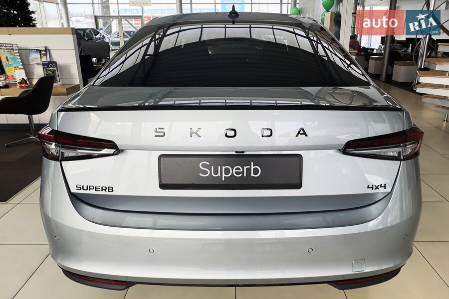 Skoda Superb - фото 2