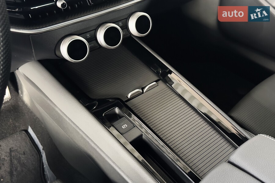 Skoda Superb - фото 14