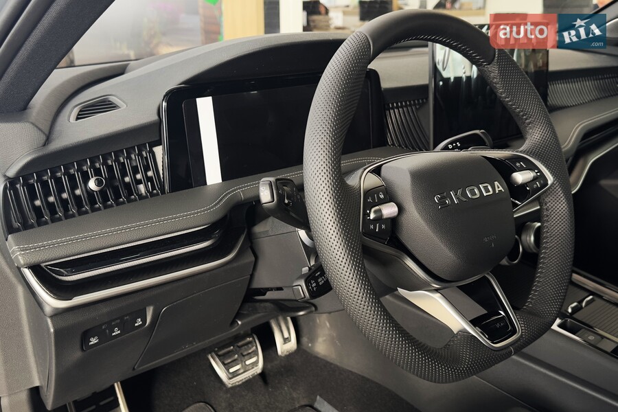 Skoda Superb - фото 12