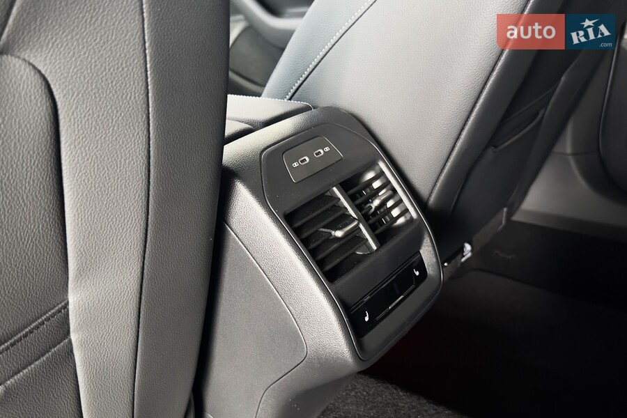 Skoda Superb - фото 19