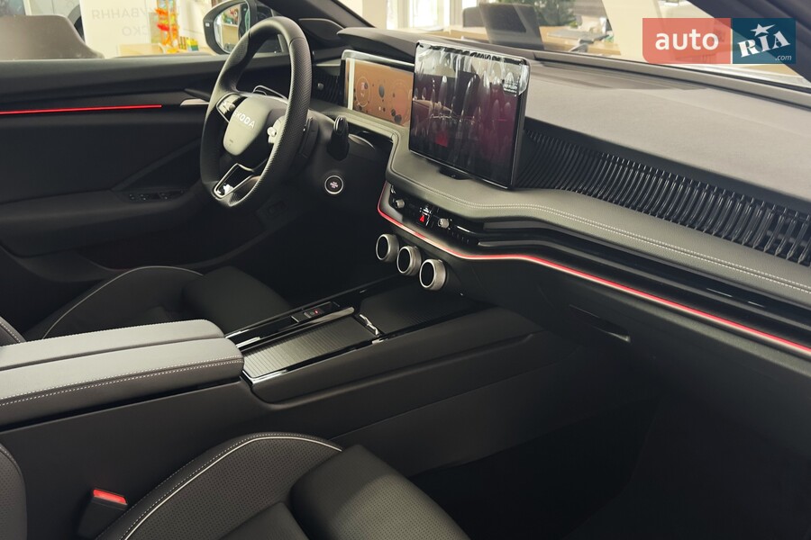 Skoda Superb - фото 26