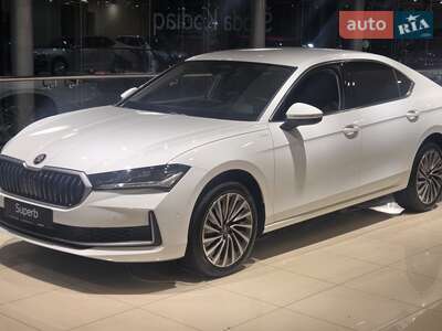 Skoda Superb 2025 Laurin & Klement