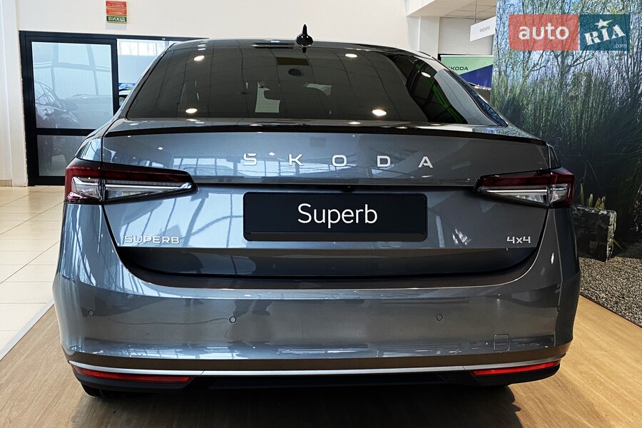 Skoda Superb - фото 6