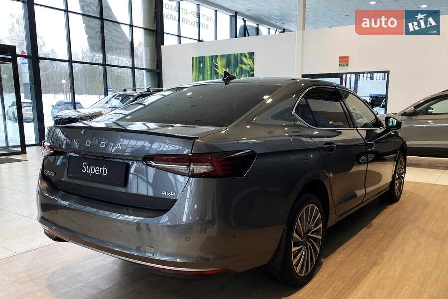 Skoda Superb - фото 5