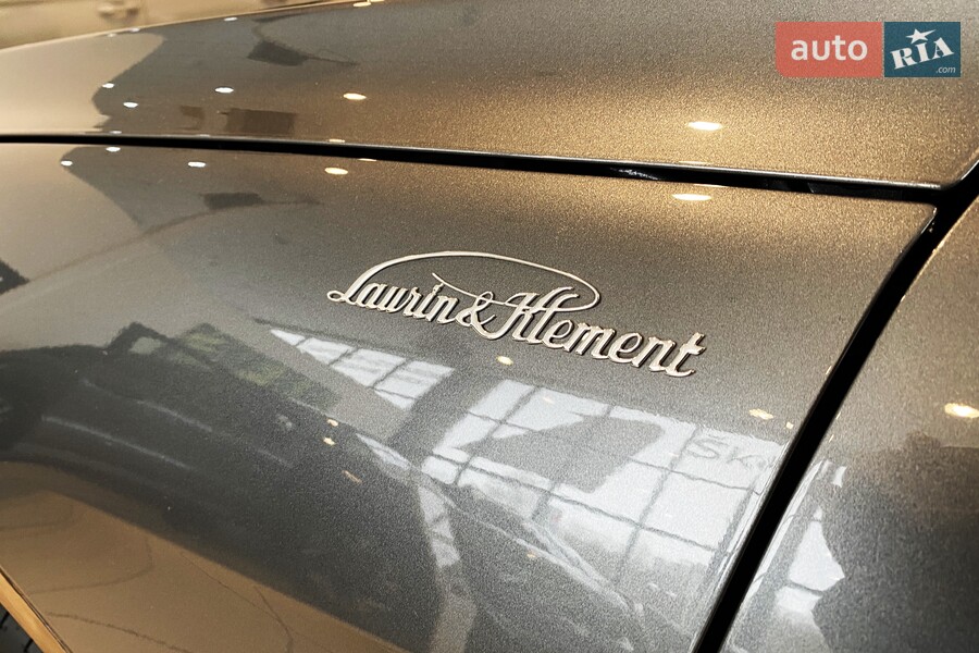 Skoda Superb - фото 12