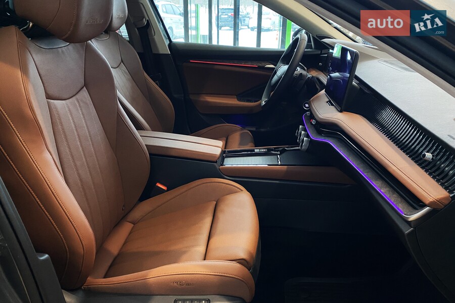 Skoda Superb - фото 23