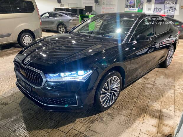Ліфтбек Skoda Superb 2025 в Київ Ліфтбек Skoda Superb 2025 в Київ