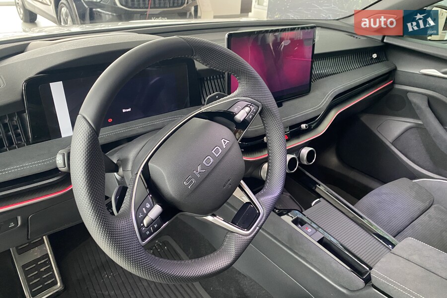 Skoda Superb - фото 14