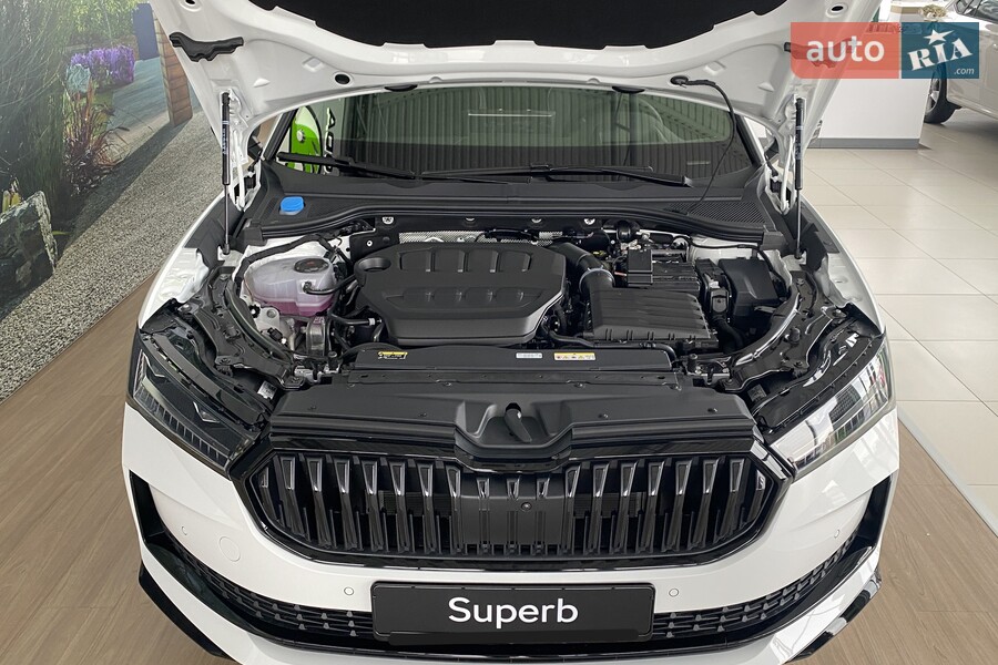 Skoda Superb - фото 25