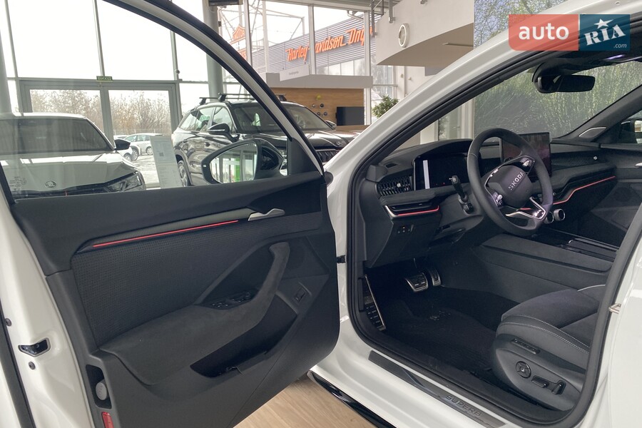 Skoda Superb - фото 19