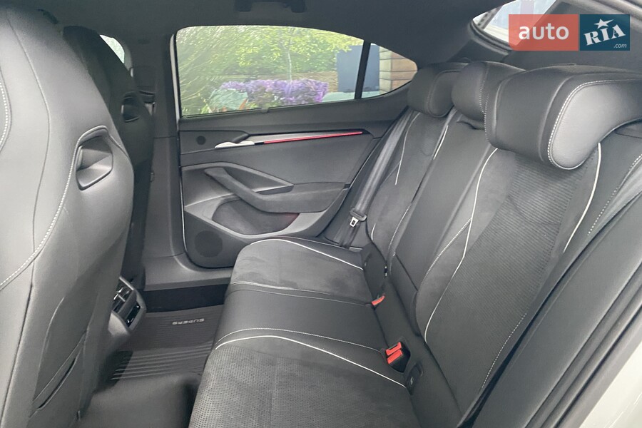 Skoda Superb - фото 20