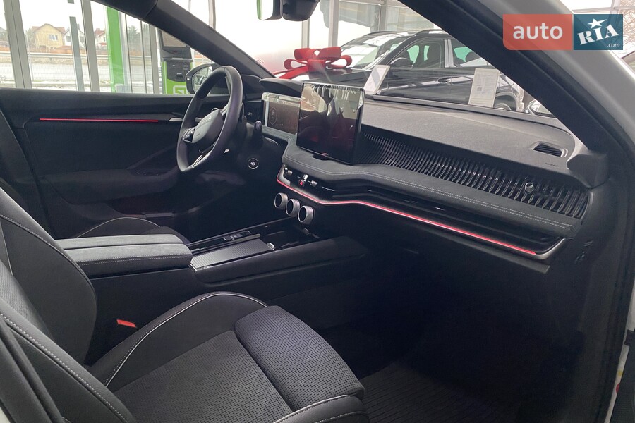 Skoda Superb - фото 21