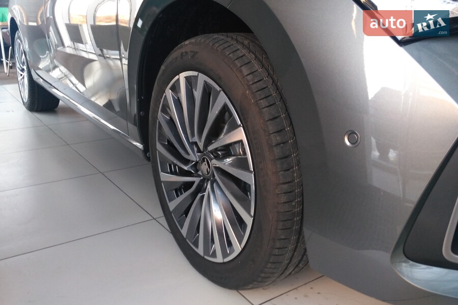 Skoda Superb - фото 5