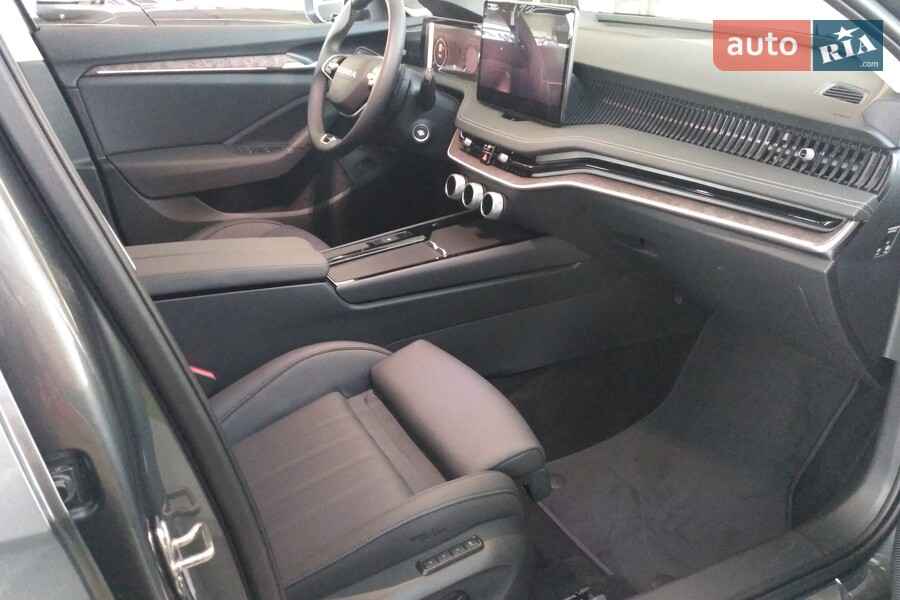 Skoda Superb - фото 16