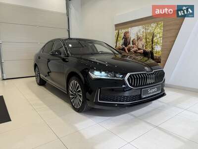 Skoda Superb 2025 Laurin & Klement