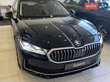 Skoda Superb 2025