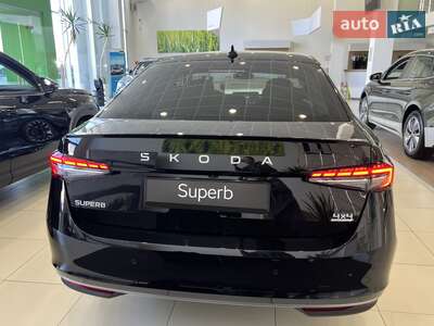 Новий Skoda Superb 2025 - фото 4