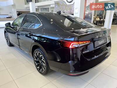 Новий Skoda Superb 2025 - фото 5