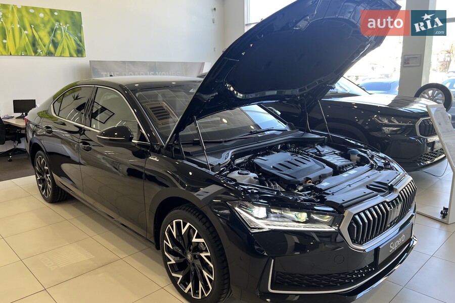 Skoda Superb - фото 21