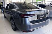Skoda Superb - фото 8