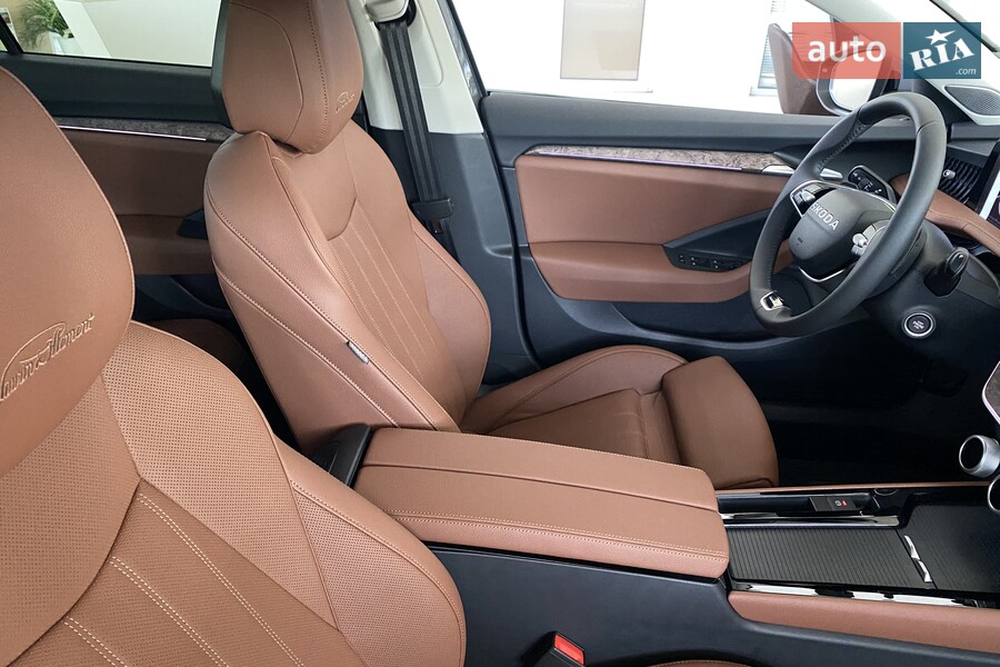 Skoda Superb - фото 14