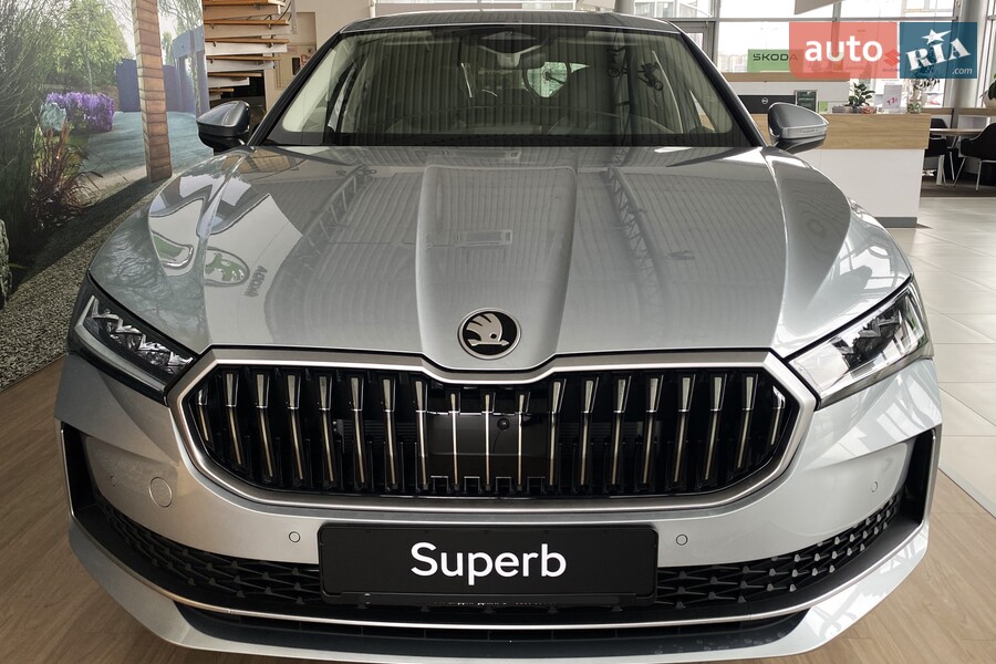 Skoda Superb - фото 1