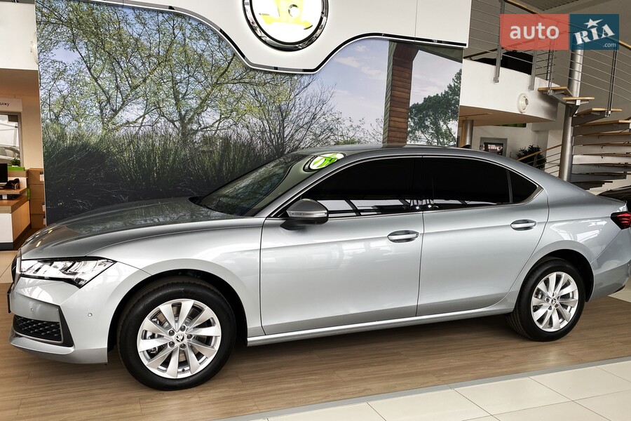Skoda Superb - фото 3
