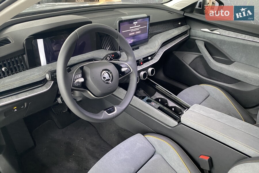 Skoda Superb - фото 26