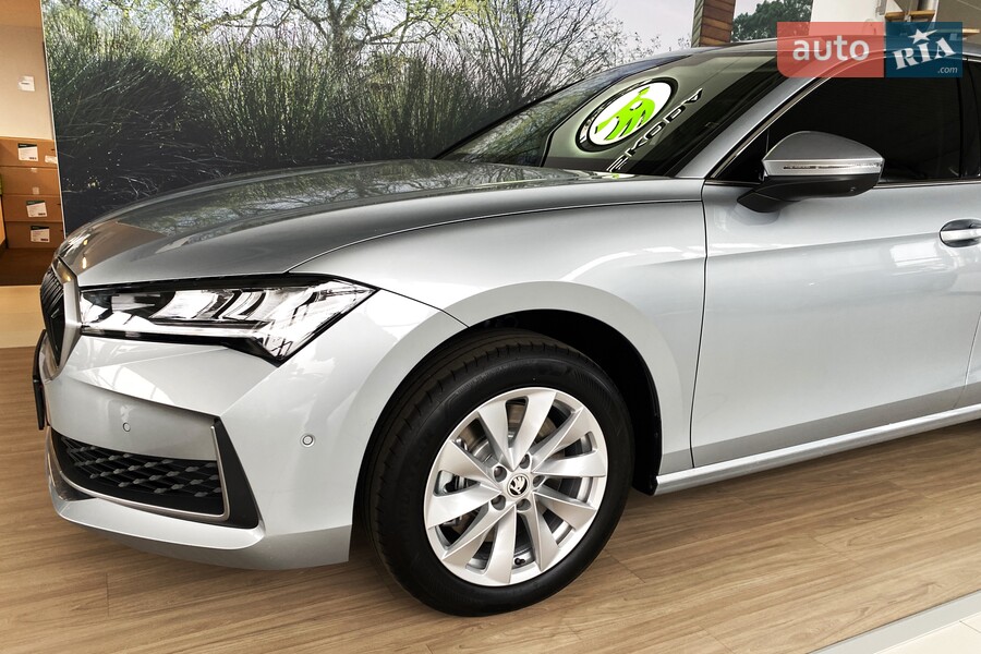 Skoda Superb - фото 9