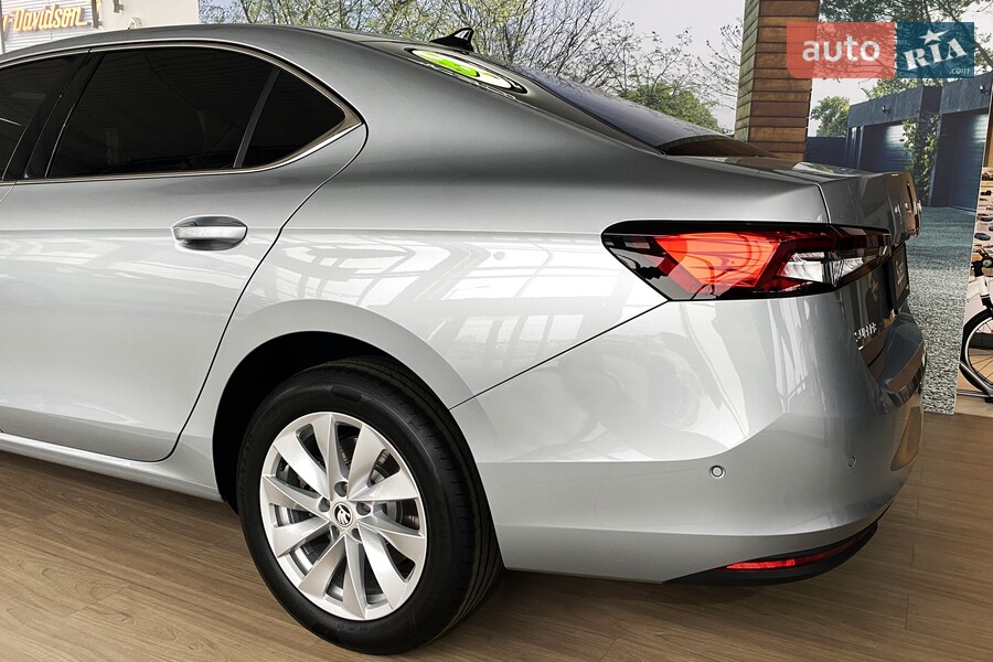 Skoda Superb - фото 10
