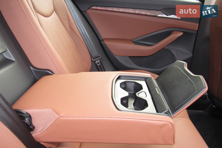 Skoda Superb - фото 12