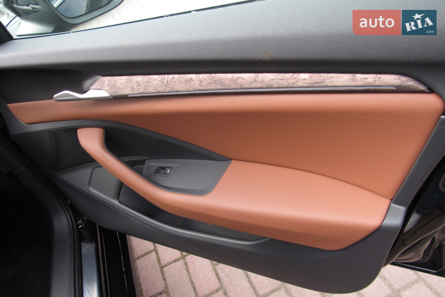 Skoda Superb - фото 10