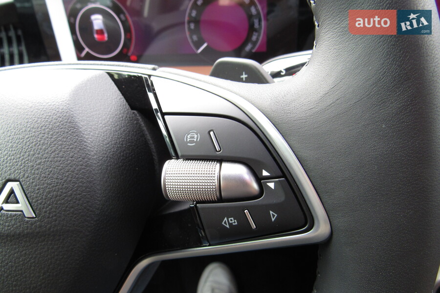 Skoda Superb - фото 16