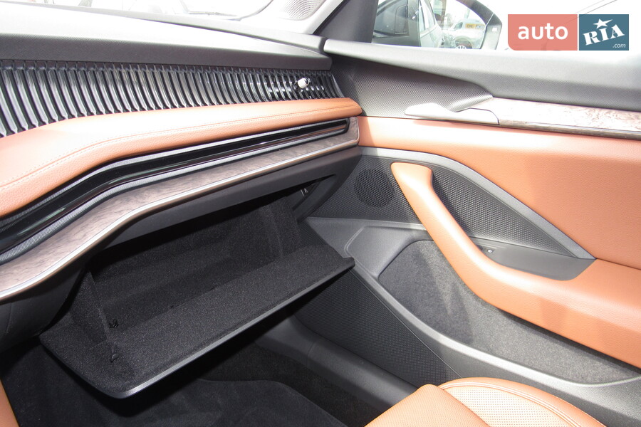 Skoda Superb - фото 26