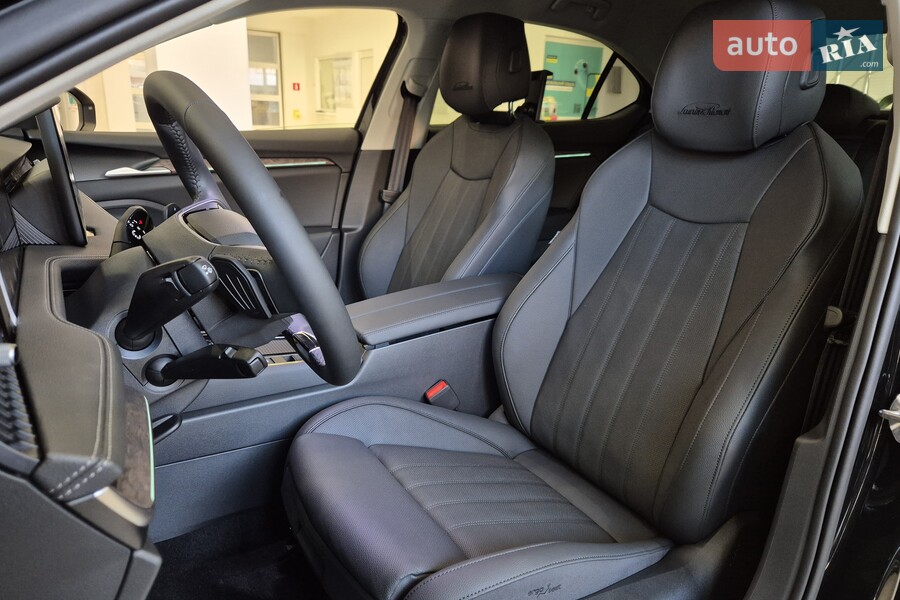 Skoda Superb - фото 8