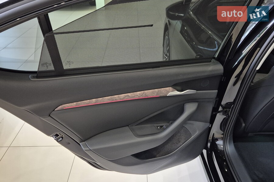 Skoda Superb - фото 28