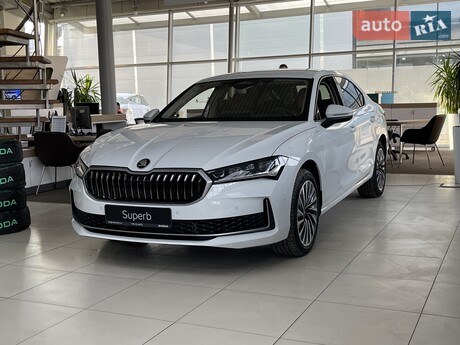Skoda Superb 2025